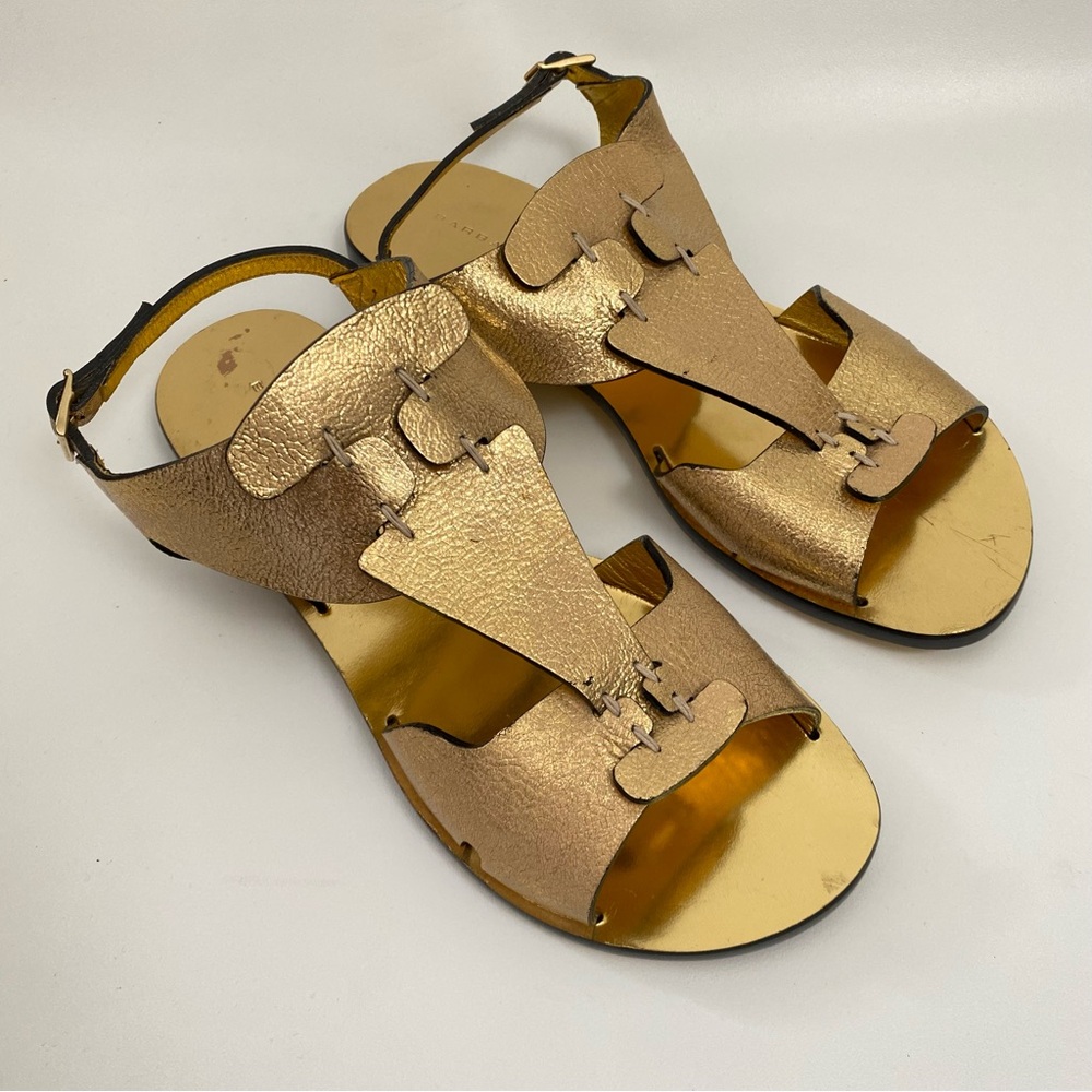 Barbara Bui Flat Ankle Strap Gladiator Sandals Size 10 / 40 Gold Casual Shoes